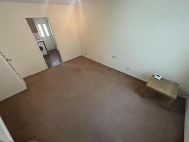 2 bedroom terraced house for rent in Bridport Close, Walsgrave, Coventry, CV2