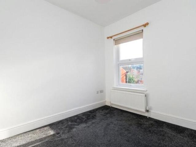 2 bedroom terraced house for rent in Gosbrook Road, Caversham, Reading, RG4