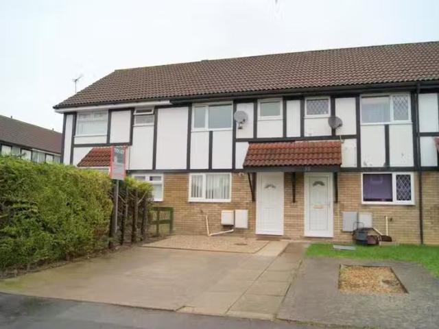 2 bedroom terraced house for rent in Garden Court, Brackla, CF31
