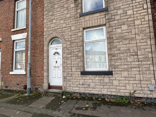 2 Bedroom Terraced House For Rent in Gaskell Street, Manchester