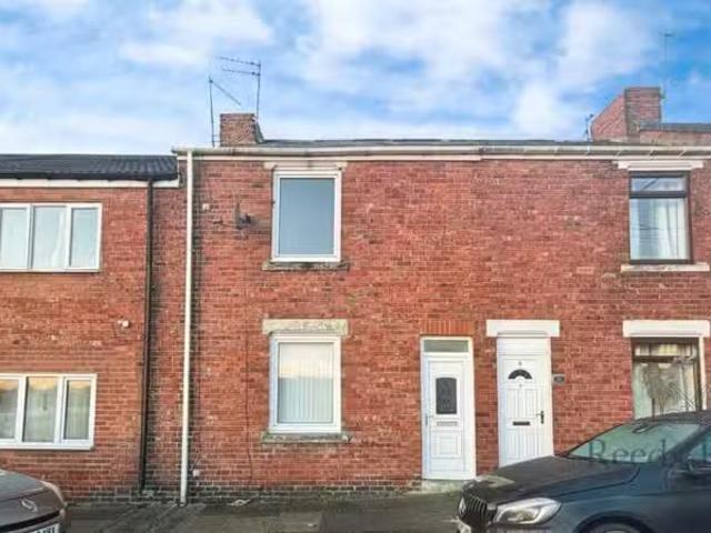 2 bedroom terraced house for rent in Grange Street, Pelton, Ch.