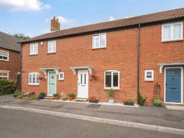 2 bedroom terraced house for rent in Granville Way, Sherborne.