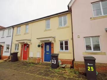 2 bedroom terraced house for rent in Greenwell Road, Witham, CM8