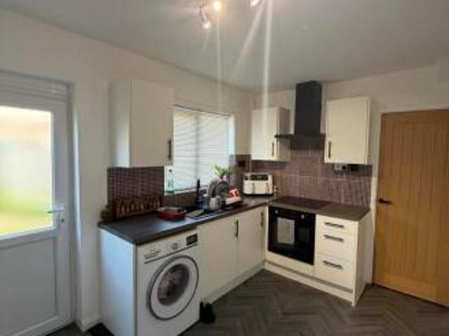 2 bedroom terraced house for rent in Grindon Crescent, Nottingham, NG6