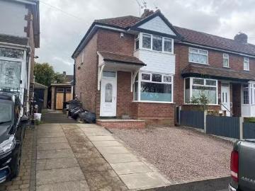 2 bedroom terraced house for rent in Groveley Lane, Longbridge.