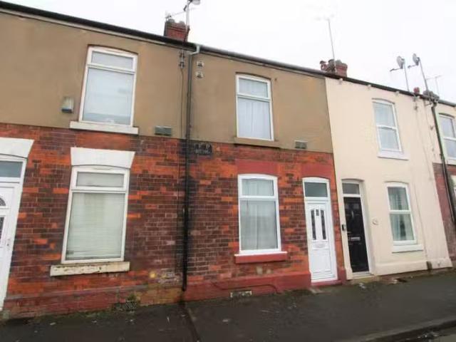 2 bedroom terraced house for rent in Dockin Hill Road, Doncast.