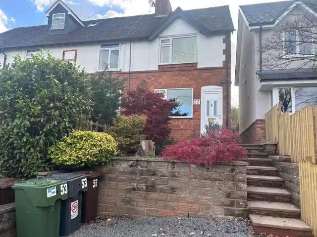 2 bedroom terraced house for rent in Dodford Road, Bournheath.