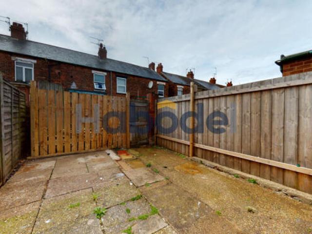 2 bedroom terraced house for rent in Essex Street, Gipsyville, Hull, HU4 6PR, HU4