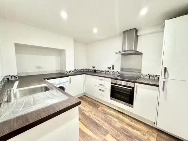 2 bedroom terraced house for rent in Fort Crescent, Margate, K.
