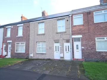 2 bedroom terraced house for rent in Frederick Street South, M.