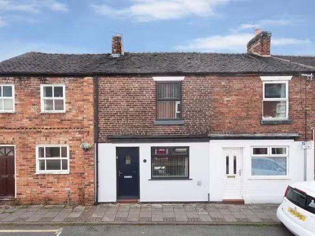 2 bedroom terraced house for rent in Kinsey Street, Congleton.