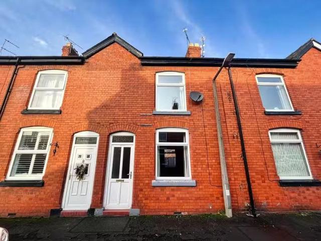 2 bedroom terraced house for rent in Hooker Street, Northwich.