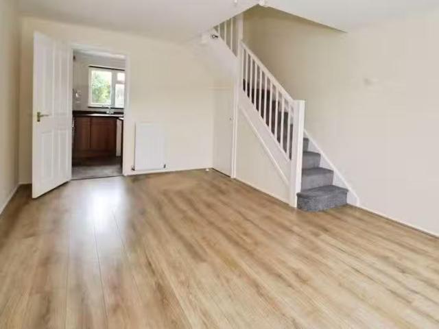 2 bedroom terraced house for rent in Hereward Close, Wivenhoe.