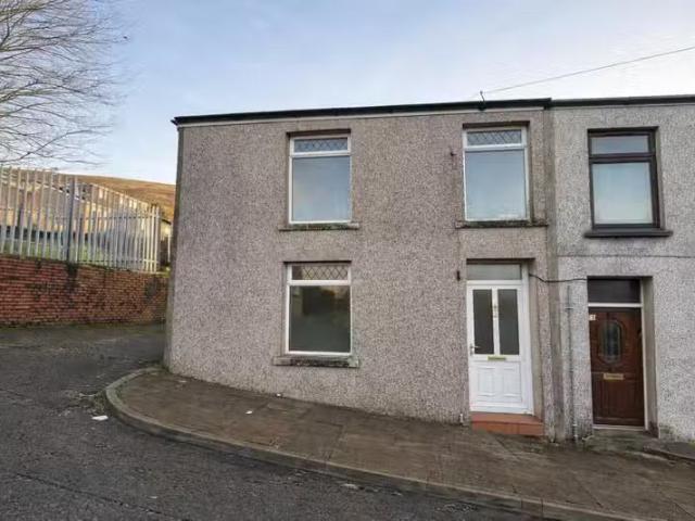 2 bedroom terraced house for rent in Hill Street, Nantymoel, B.