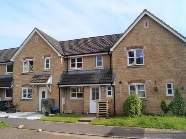 2 bedroom terraced house for rent in Hillside, South Horringto.