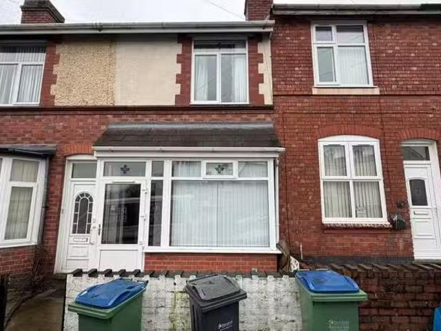 2 bedroom terraced house for rent in Oakwood Road, Smethwick.
