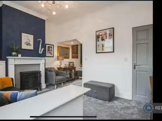 2 bedroom terraced house for rent in Lowerhouse Lane, Burnley.