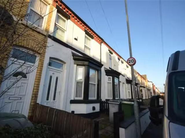 2 bedroom terraced house for rent in Lucerne Road, Wallasey, M.