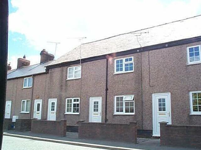 2 Bedroom Terraced House For Rent In Mold, Flintshire