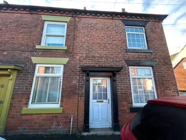 2 bedroom terraced house for rent in Main Street, Hilton, Derb.
