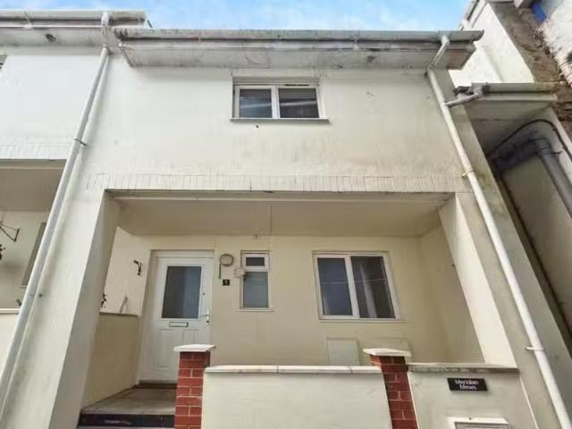 2 bedroom terraced house for rent in Meridian Place, Ilfracomb.