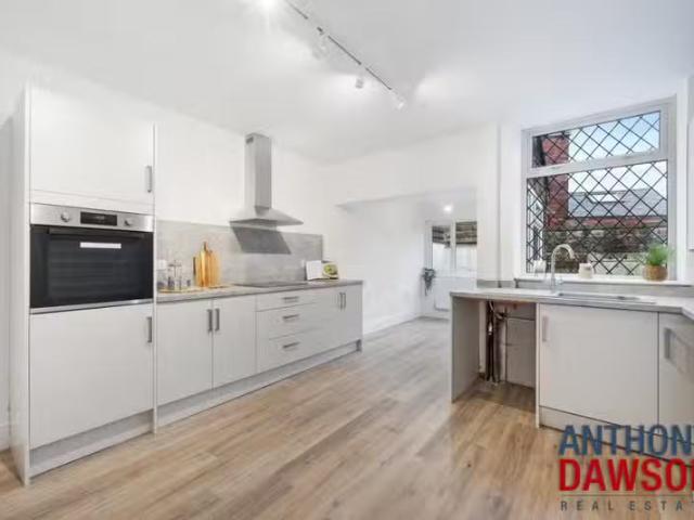 2 bedroom terraced house for rent in Norton Street, Hapton, BB12
