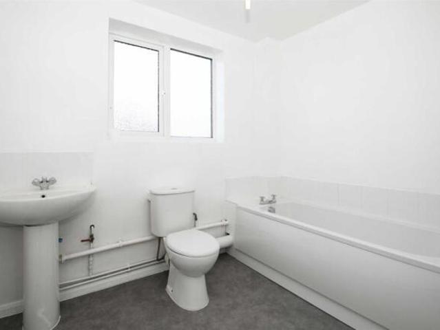 2 bedroom terraced house for rent in North Street, New Bradwell, MK13
