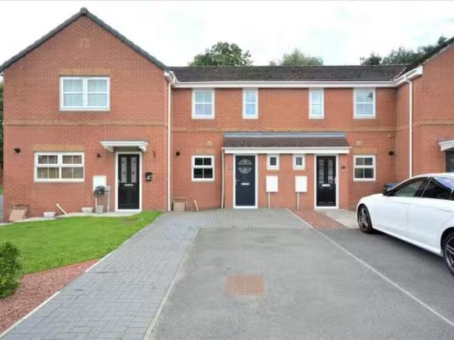 2 bedroom terraced house for rent in Newton Grange, Toronto, B.