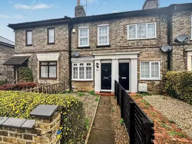 2 bedroom terraced house for rent in Springfield Road, Chelmsf.