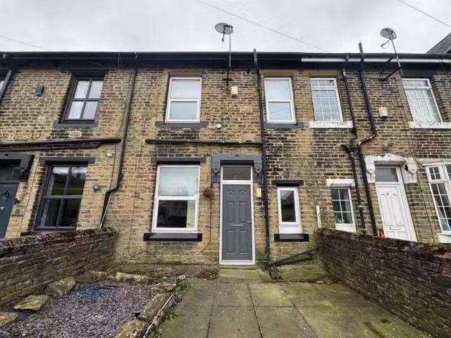 2 bedroom terraced house for rent in St. Pauls Road, Wibsey, B.
