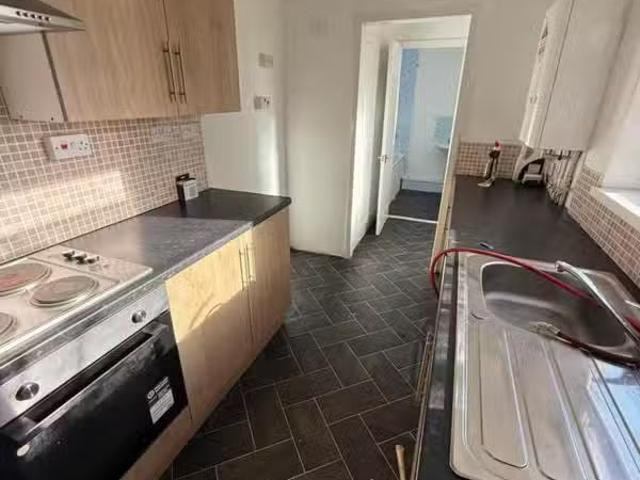 2 bedroom terraced house for rent in Standish Street, Stanley.