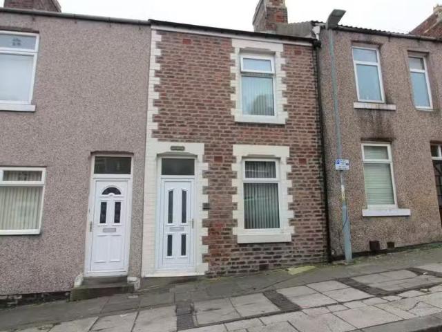 2 bedroom terraced house for rent in Surtees Street, Bishop Au.