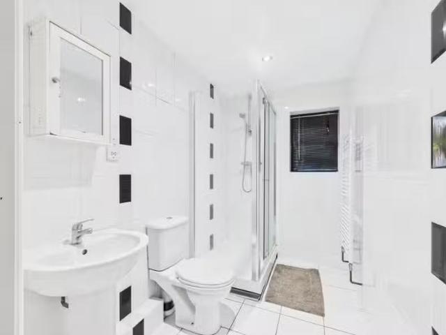 2 bedroom terraced house for rent in Pasture Road, Barton Upon.