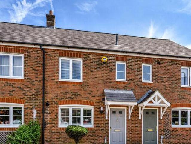 2 Bedroom Terraced House For Rent In Petersfield