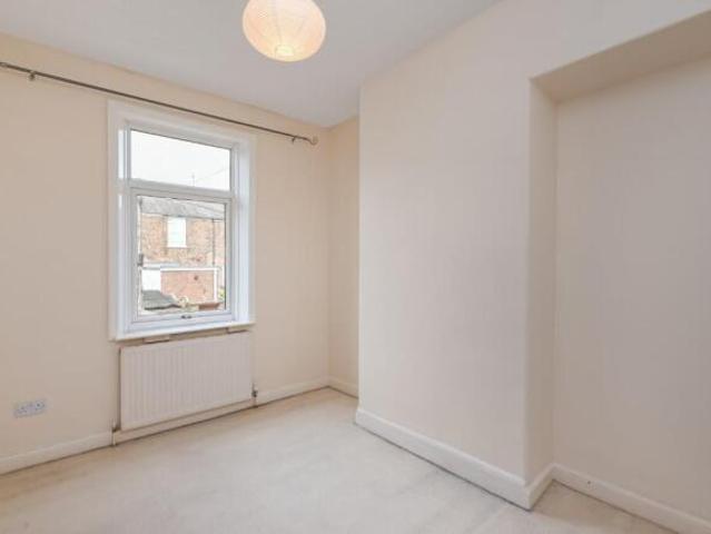 2 bedroom terraced house for rent in Railway Terrace, Holgate, York, YO24