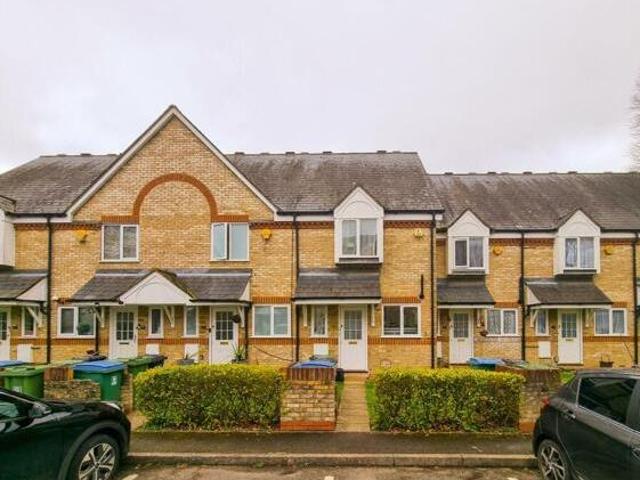 2 Bedroom Terraced House For Rent In Reeds, Watford