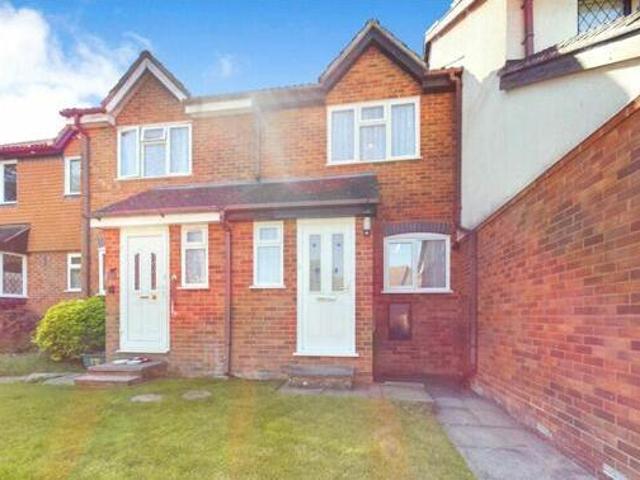 2 Bedroom Terraced House For Rent In Tadley, Hampshire