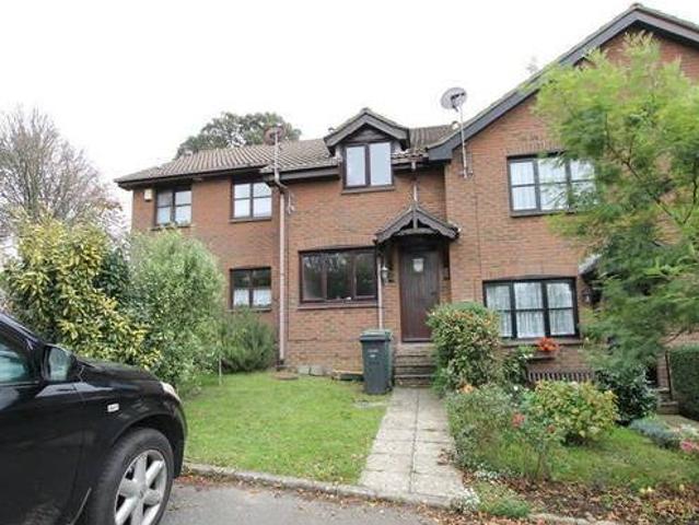2 bedroom terraced house for rent in Talbot Road Sandown PO36