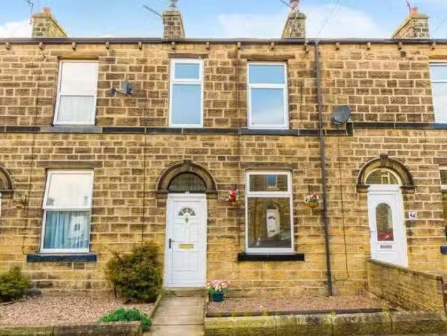 2 bedroom terraced house for rent in Tufton Street, Silsden, B.