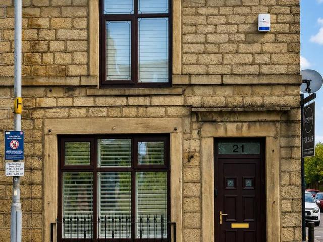 2 bedroom terraced house for sale