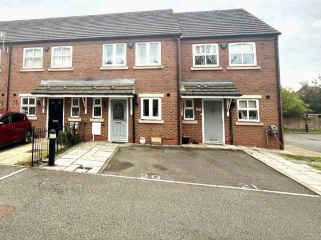 2 bedroom terraced house for sale