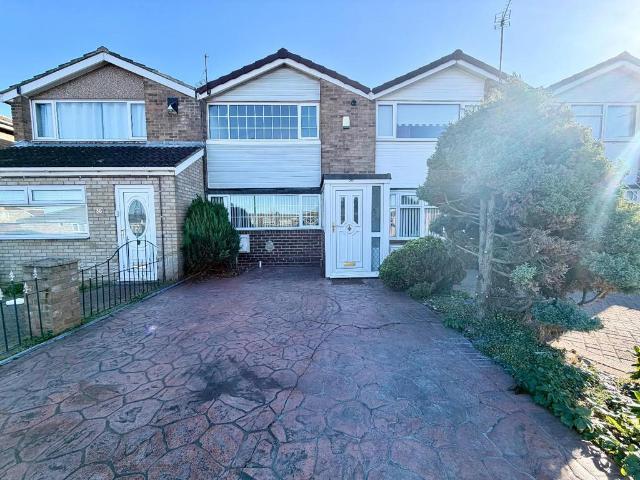 2 bedroom terraced house for sale