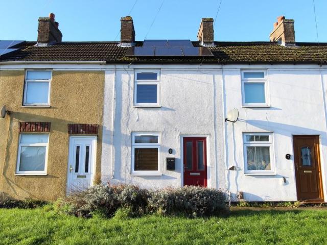 2 bedroom terraced house for sale