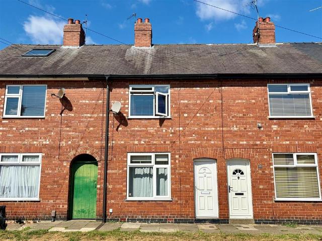 2 bedroom terraced house for sale