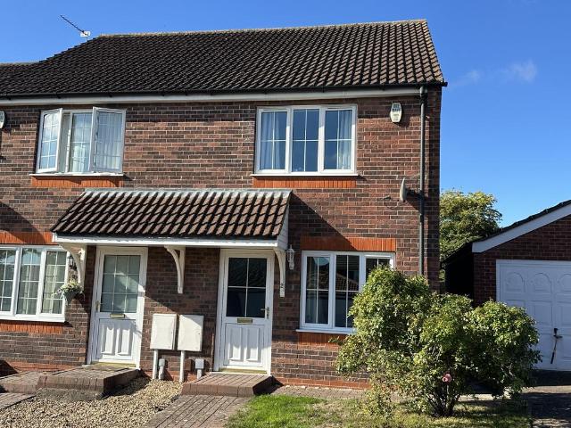 2 bedroom terraced house for sale