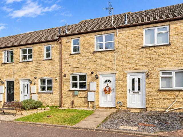 2 bedroom terraced house for sale