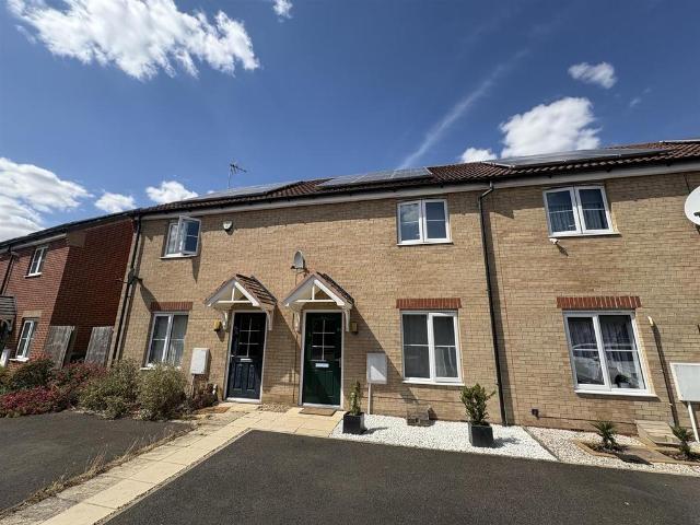 2 bedroom terraced house for sale