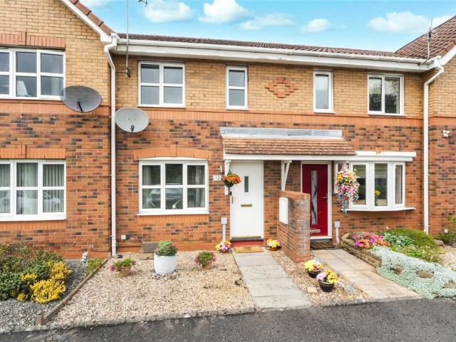 2 bedroom terraced house for sale