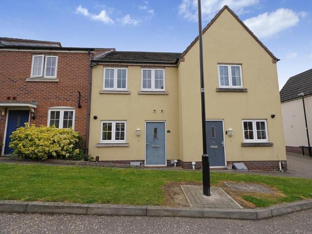 2 bedroom terraced house for sale