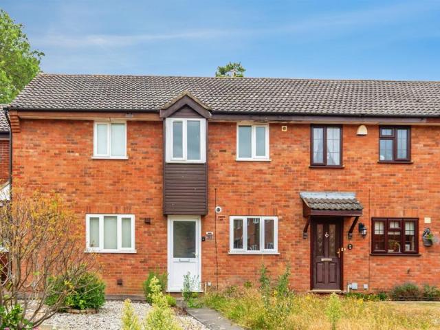 2 bedroom terraced house for sale